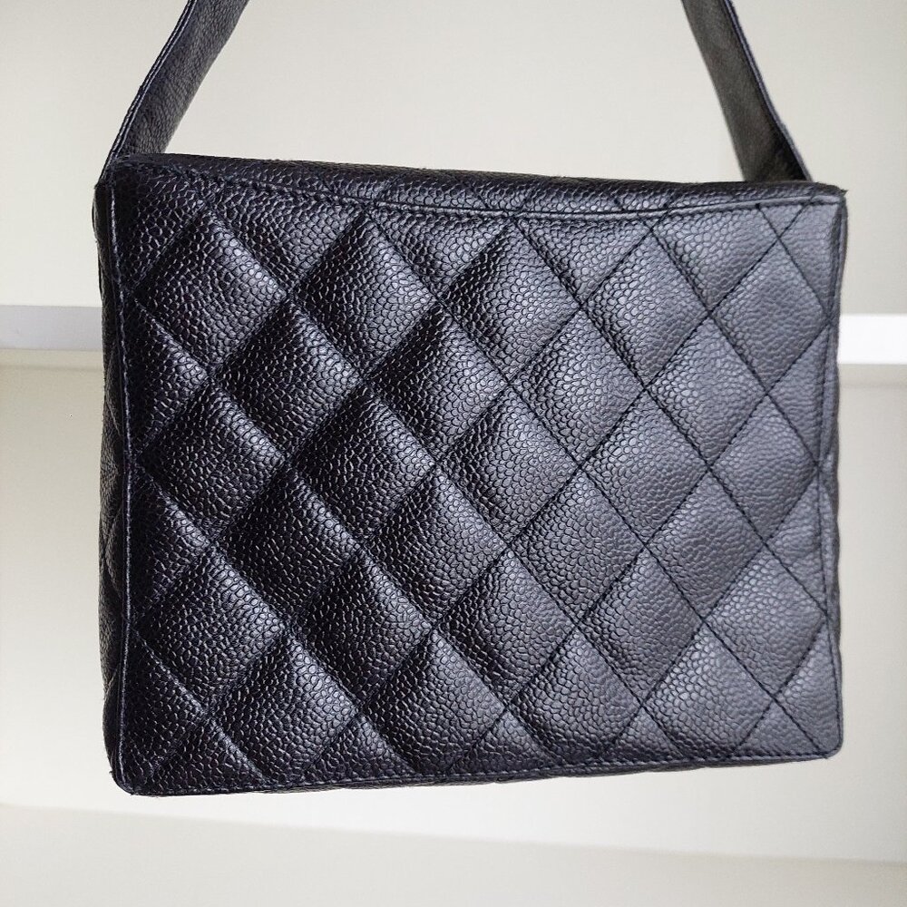 CHANEL Caviar Black Leather Quilted CC Turnlock Vanity Square Box Flap Bag - Picture 6 of 16